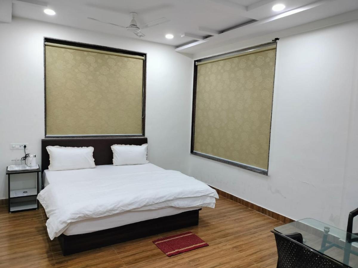 Hotel Satkar International Chhindwāra Exterior foto
