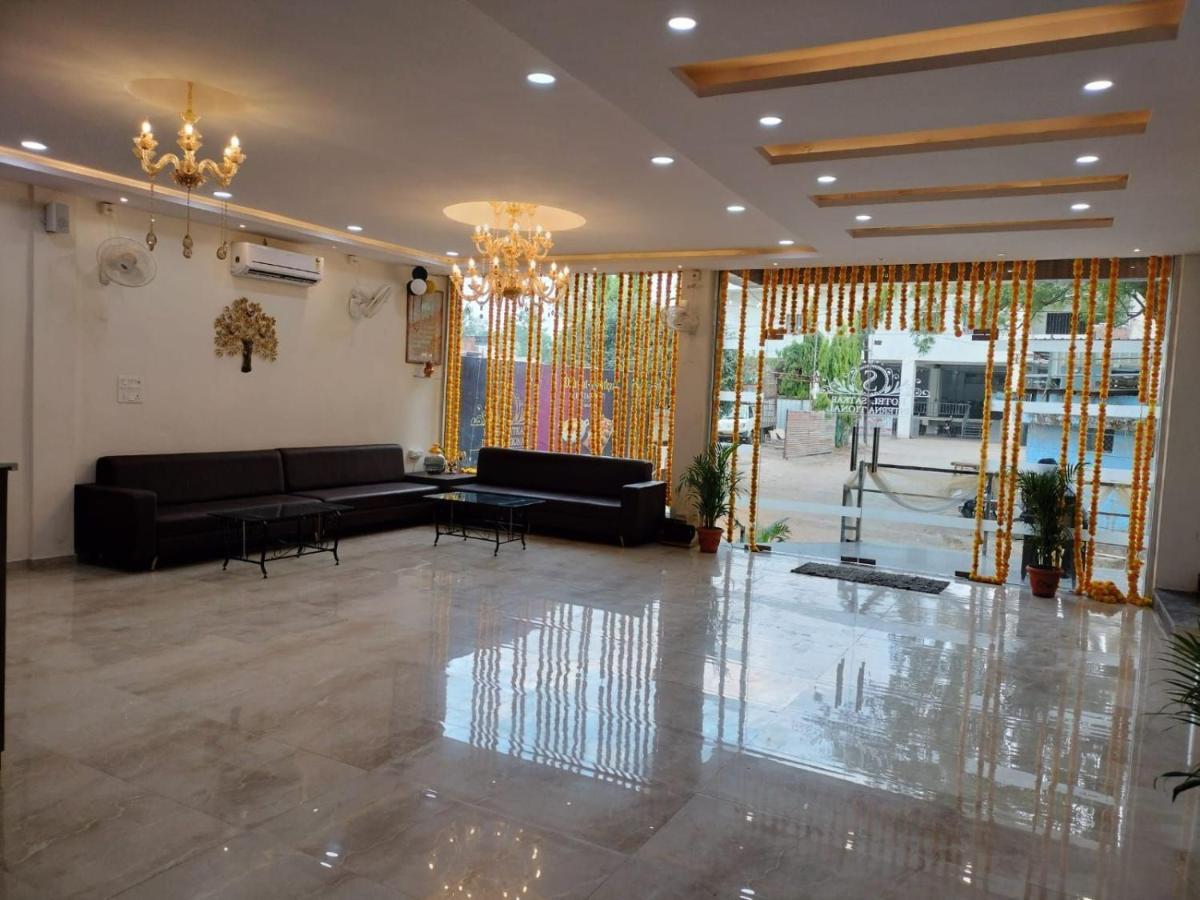 Hotel Satkar International Chhindwāra Exterior foto