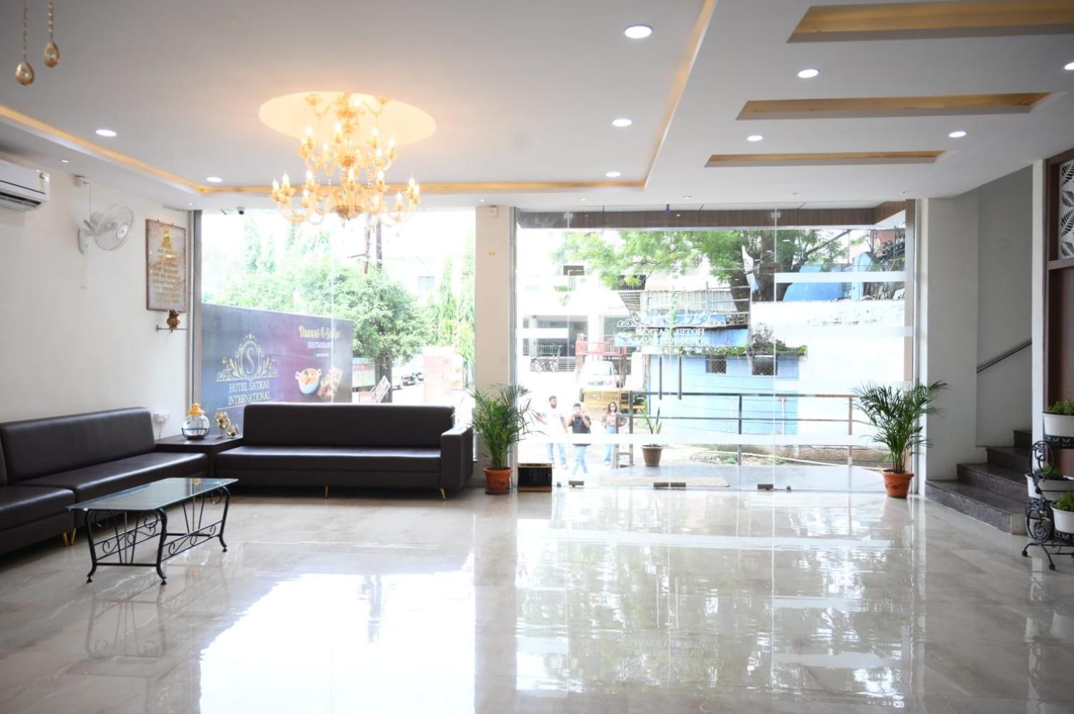 Hotel Satkar International Chhindwāra Exterior foto